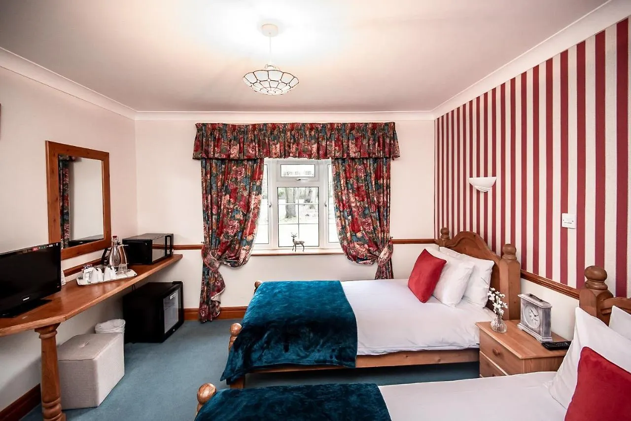 Trivelles Waterhall Country Gatwick Hotel & Airport Parking Crawley  Country house