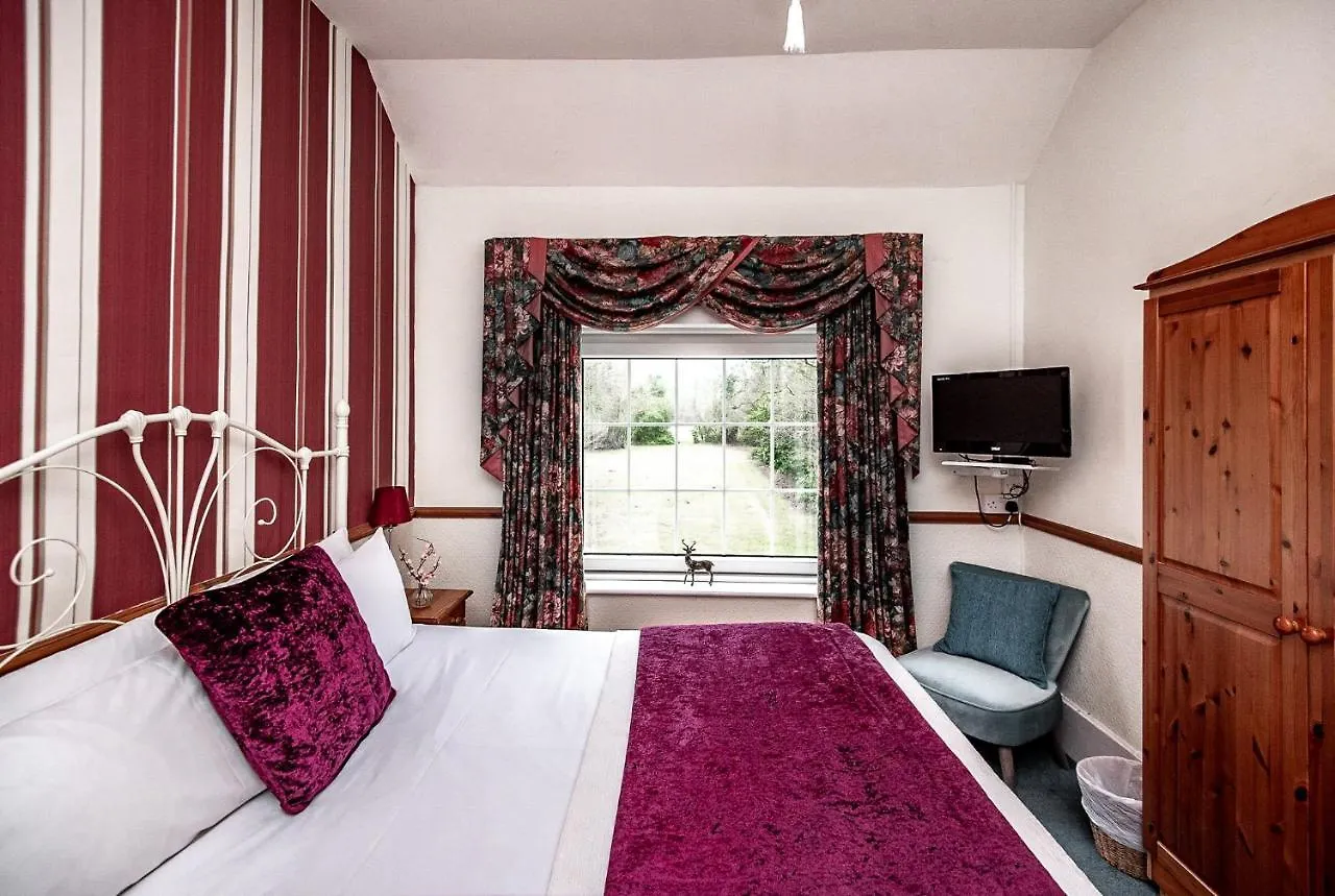 Country house Trivelles Waterhall Country Gatwick Hotel & Airport Parking Crawley