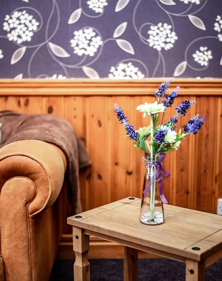 Trivelles Waterhall Country Gatwick Hotel & Airport Parking Crawley  0*, Crawley (West Sussex) United Kingdom